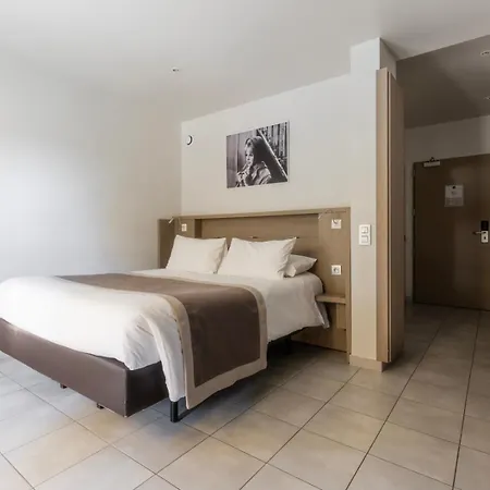 Marina Corsica Hotel 3*