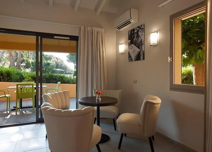 Marina Corsica ホテル ポルトヴェッキオ