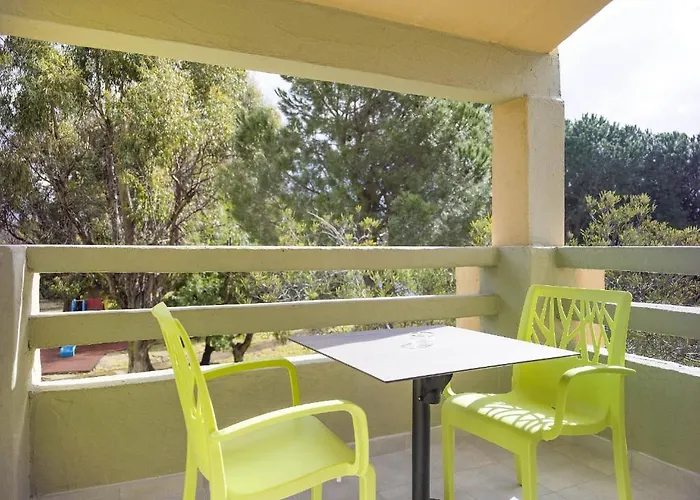 Marina Corsica ホテル